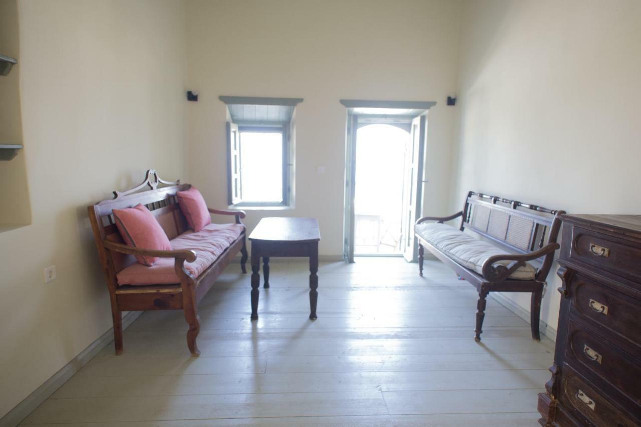 Pyrgos Stone House Villa Emporeios  ภายนอก รูปภาพ